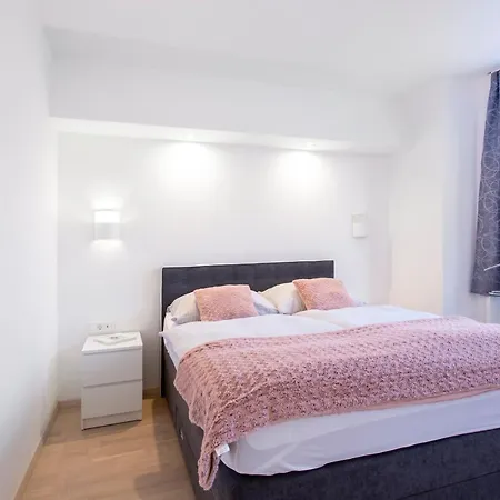 Urban Style By Loft 3* Λιουμπλιάνα