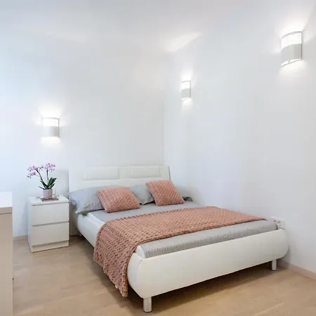 Urban Style By Loft מלון דירות לובליאנה