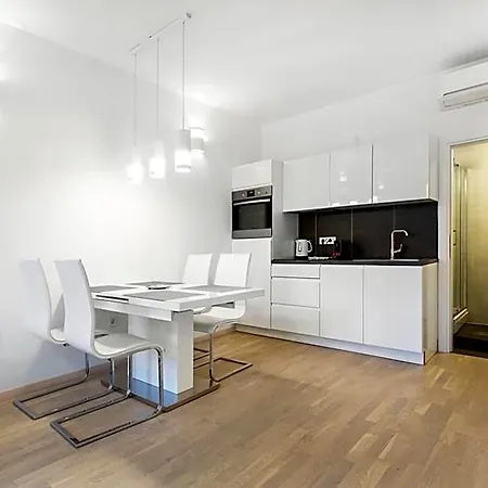 Ξενοδοχείο με διαμερίσματα Urban Style By Loft